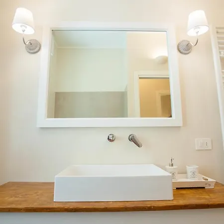 Flats4rent Arena Prestige Apartment